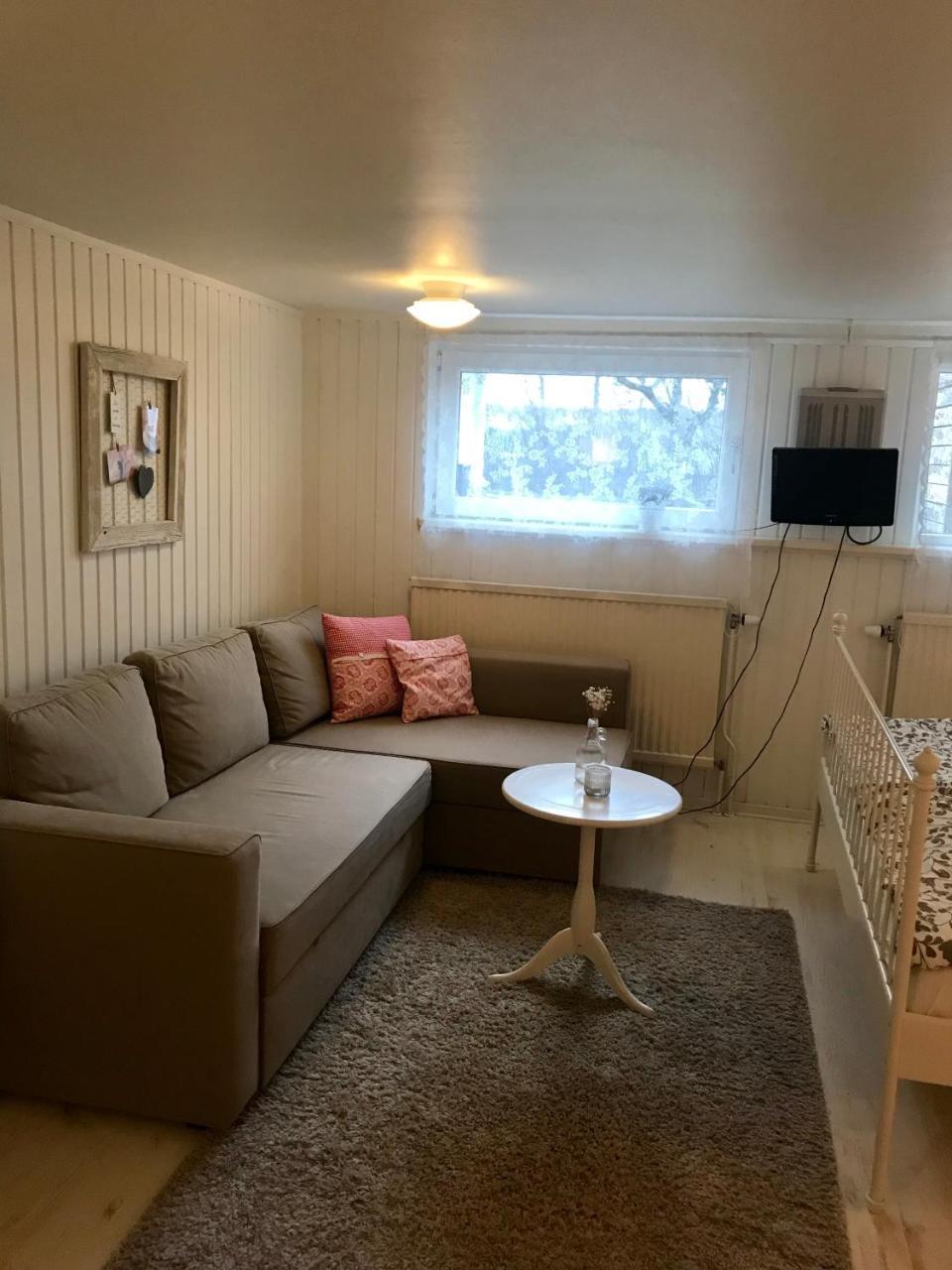 Room With Pentry, Separate Entrance, No Cardpayment Gränna Exteriör bild