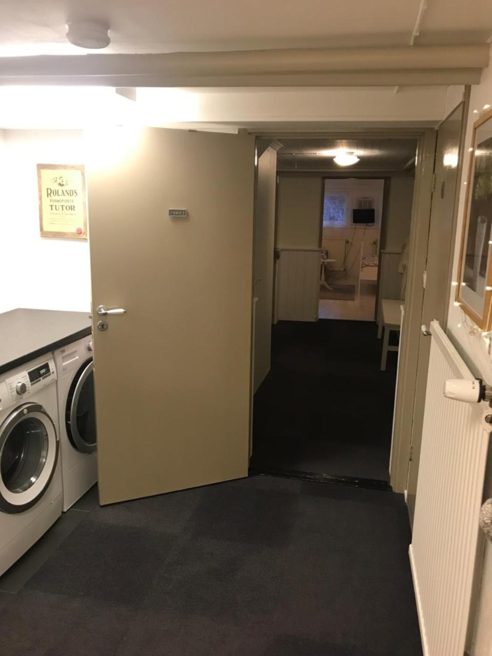 Room With Pentry, Separate Entrance, No Cardpayment Gränna Exteriör bild